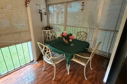 Condo in Weston, Florida, 2 bedrooms  № 1714862 - photo 20