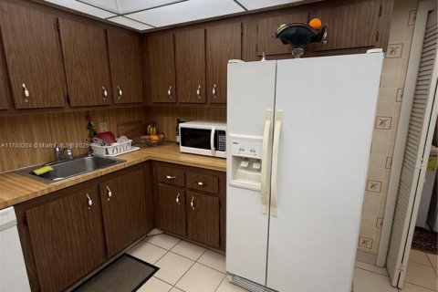 Condo in Weston, Florida, 2 bedrooms  № 1714862 - photo 10