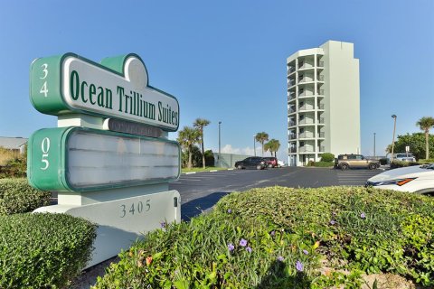 Condominio en New Smyrna Beach, Florida, 1 dormitorio  № 2426952