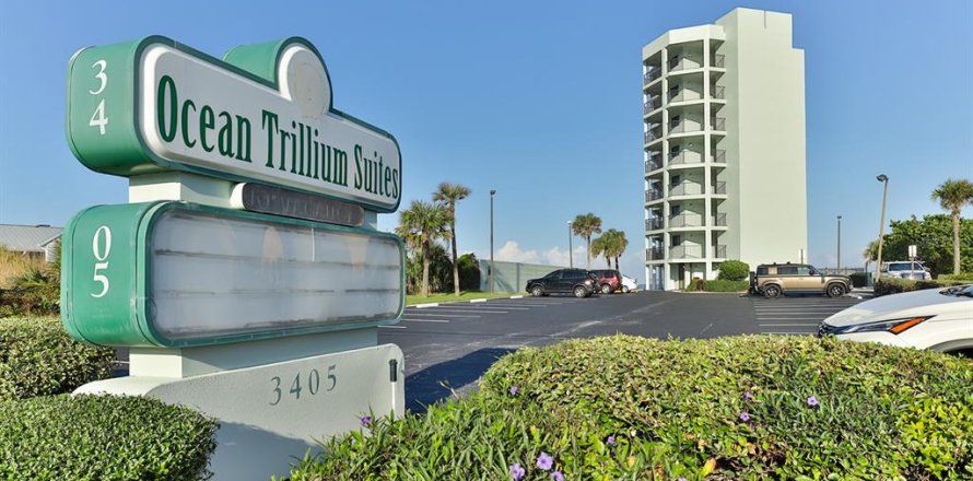 Condominio en New Smyrna Beach, Florida, 1 dormitorio № 2426952