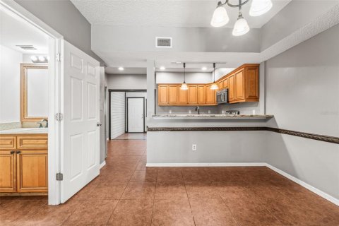 Touwnhouse à vendre à Palm Harbor, Floride: 3 chambres, 139.35 m2 № 2280446 - photo 14