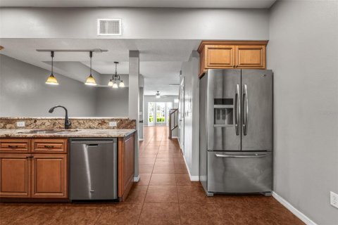 Touwnhouse à vendre à Palm Harbor, Floride: 3 chambres, 139.35 m2 № 2280446 - photo 10