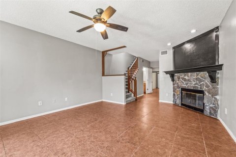 Touwnhouse à vendre à Palm Harbor, Floride: 3 chambres, 139.35 m2 № 2280446 - photo 6