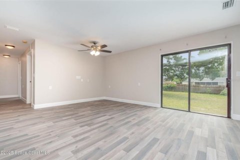 Casa en venta en Ormond Beach, Florida, 3 dormitorios, 113.71 m2 № 1902065 - foto 7