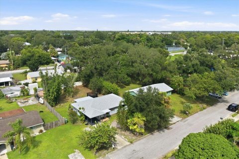 Villa ou maison à vendre à Sarasota, Floride: 3 chambres, 102.75 m2 № 2408064 - photo 14