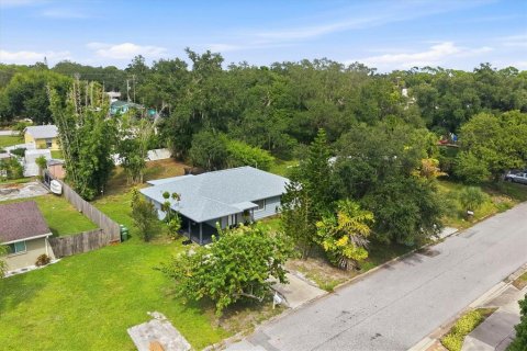 Villa ou maison à vendre à Sarasota, Floride: 3 chambres, 102.75 m2 № 2408064 - photo 2
