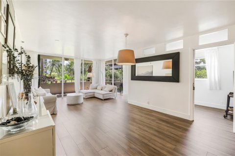 Condo in Key Biscayne, Florida, 3 bedrooms № 2189087 - photo 5