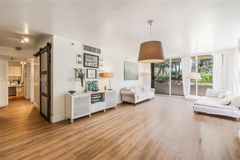 Condo in Key Biscayne, Florida, 3 bedrooms № 2189087 - photo 7