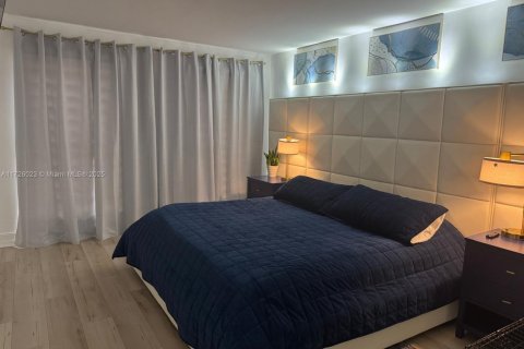 Condo in Coral Springs, Florida, 2 bedrooms  № 1764431 - photo 15