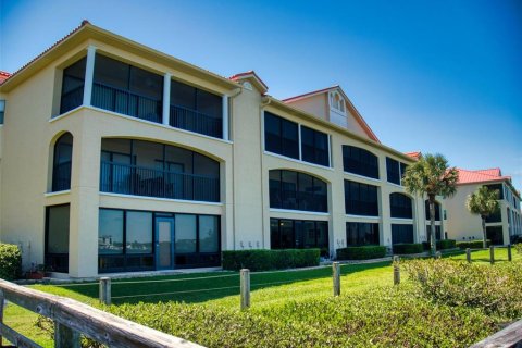 Condominio en alquiler en New Smyrna Beach, Florida, 2 dormitorios, 99.22 m2 № 1001022 - foto 28