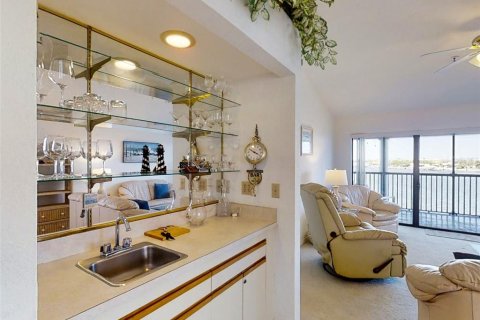 Condominio en alquiler en New Smyrna Beach, Florida, 2 dormitorios, 99.22 m2 № 1001022 - foto 15