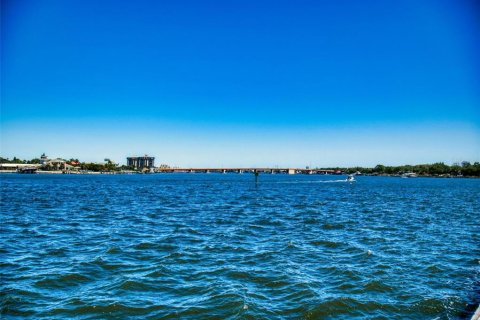 Condominio en alquiler en New Smyrna Beach, Florida, 2 dormitorios, 99.22 m2 № 1001022 - foto 30