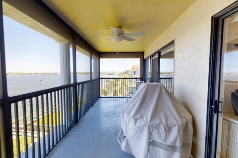 Condominio en alquiler en New Smyrna Beach, Florida, 2 dormitorios, 99.22 m2 № 1001022 - foto 26