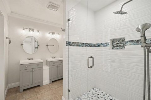 House in Captiva, Florida 6 bedrooms, 330.27 sq.m. № 2166914 - photo 15
