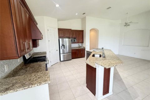 Condo in Sun City Center, Florida, 3 bedrooms  № 1821217 - photo 7