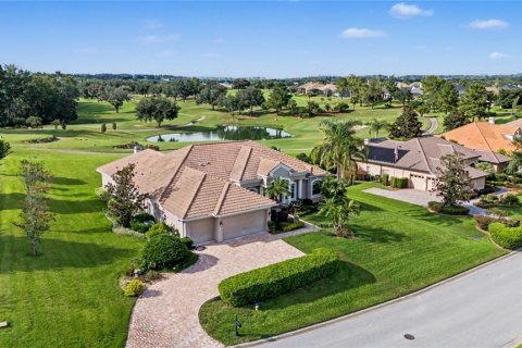 Villa ou maison à Dade City, Floride 4 chambres, 293.2 m2 № 2398902