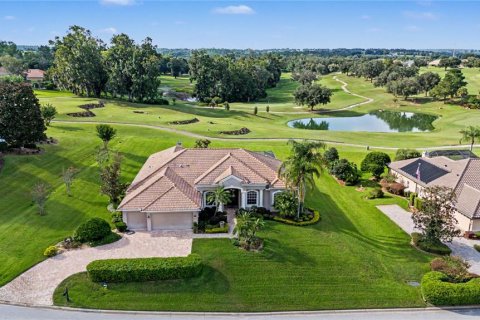 Villa ou maison à vendre à Dade City, Floride: 4 chambres, 293.2 m2 № 2398902 - photo 16
