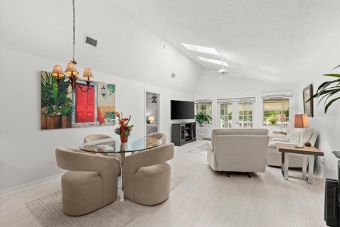Condominio en venta en Daytona Beach, Florida, 2 dormitorios, 120.31 m2 № 1851022 - foto 3