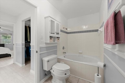 Condominio en venta en Daytona Beach, Florida, 2 dormitorios, 120.31 m2 № 1851022 - foto 18
