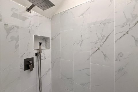Купить виллу или дом в Орландо, Флорида 13 комнат, 216.28м2, № 2123761 - фото 17