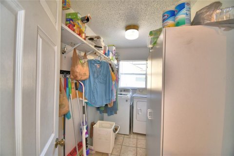 House in Lakeland, Florida 4 bedrooms, 171.96 sq.m. № 1757581 - photo 21