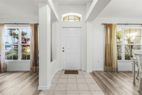 Villa ou maison à vendre à Cape Coral, Floride: 4 chambres, 207.82 m2 № 2433682 - photo 3