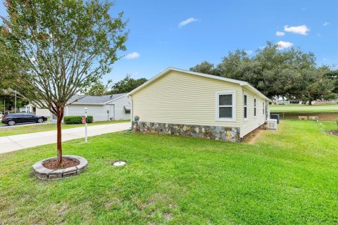 Villa ou maison à vendre à The Villages, Floride: 2 chambres, 125.6 m2 № 2120690 - photo 3