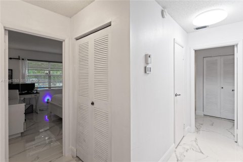 Condominio en venta en Margate, Florida, 2 dormitorios, 94.67 m2 № 1998823 - foto 22