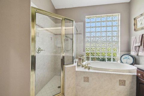 Villa ou maison à vendre à Valrico, Floride: 3 chambres, 223.06 m2 № 1751523 - photo 14