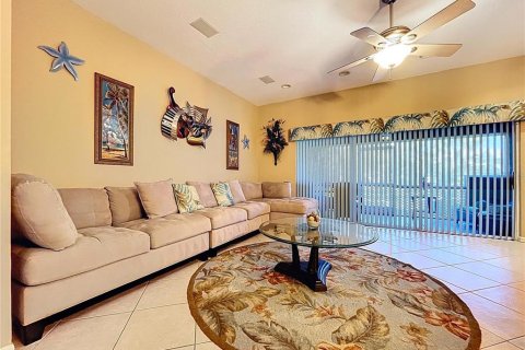 Adosado en venta en Madeira Beach, Florida, 3 dormitorios, 141.58 m2 № 2100668 - foto 13