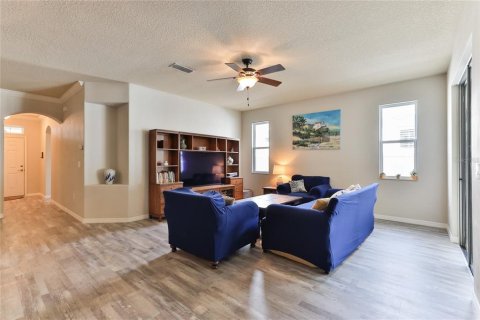 Villa ou maison à louer à Port Orange, Floride: 4 chambres, 186.64 m2 № 2107552 - photo 12