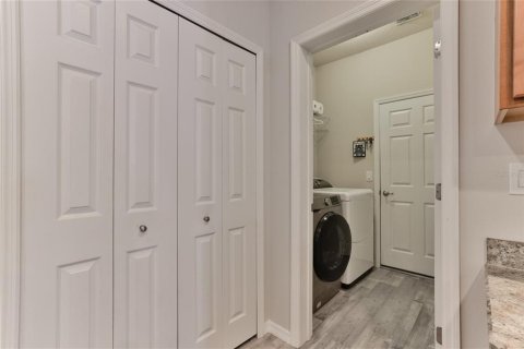 Villa ou maison à louer à Port Orange, Floride: 4 chambres, 186.64 m2 № 2107552 - photo 22