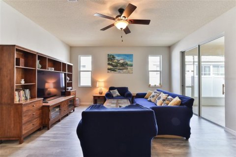 Villa ou maison à louer à Port Orange, Floride: 4 chambres, 186.64 m2 № 2107552 - photo 11