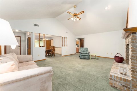 Villa ou maison à vendre à Gainesville, Floride: 3 chambres, 147.34 m2 № 2107727 - photo 8