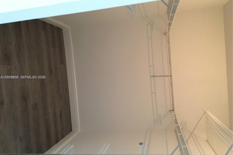 House in Lauderhill, Florida 3 bedrooms, 152.36 sq.m. № 2046452 - photo 8