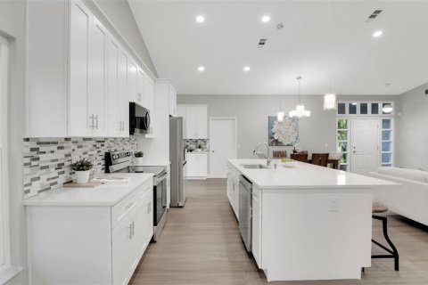 Casa en venta en Oviedo, Florida, 3 dormitorios, 140.65 m2 № 1780211 - foto 13