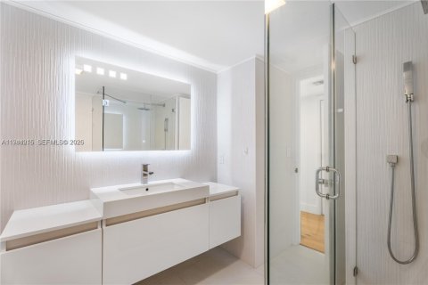 Adosado en venta en North Miami Beach, Florida, 3 dormitorios, 151.8 m2 № 2001744 - foto 16