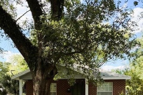 House in Jacksonville, Florida 3 bedrooms, 103.31 sq.m. № 1689885 - photo 2