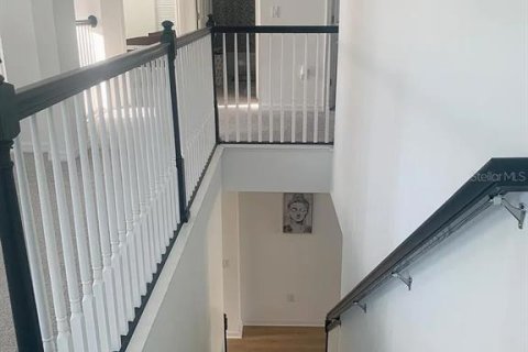 Casa en alquiler en Tampa, Florida, 5 dormitorios, 308.06 m2 № 1875920 - foto 9