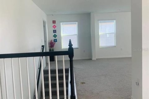 Casa en alquiler en Tampa, Florida, 5 dormitorios, 308.06 m2 № 1875920 - foto 8