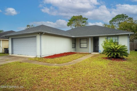 House in Jacksonville, Florida 3 bedrooms, 126.16 sq.m. № 853412 - photo 1