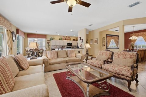 Villa ou maison à vendre à Davenport, Floride: 5 chambres, 282.79 m2 № 2410321 - photo 17