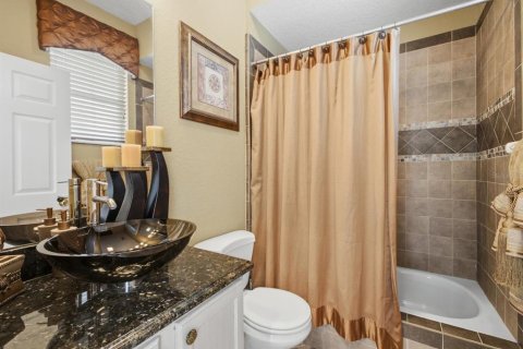 Villa ou maison à vendre à Davenport, Floride: 5 chambres, 282.79 m2 № 2410321 - photo 27