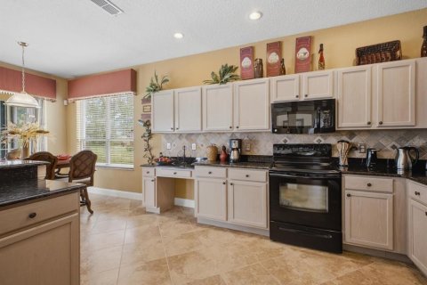 Villa ou maison à vendre à Davenport, Floride: 5 chambres, 282.79 m2 № 2410321 - photo 20