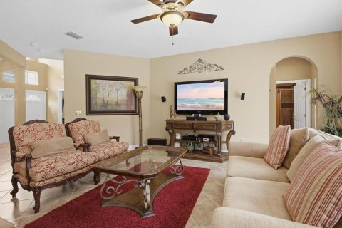 Villa ou maison à vendre à Davenport, Floride: 5 chambres, 282.79 m2 № 2410321 - photo 18