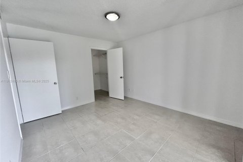 Copropriété à louer à Hollywood, Floride: 1 chambre, 60.39 m2 № 1966863 - photo 15