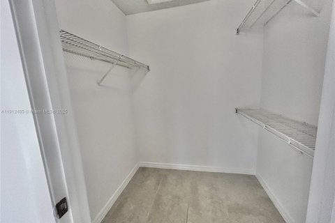 Copropriété à louer à Hollywood, Floride: 1 chambre, 60.39 m2 № 1966863 - photo 17