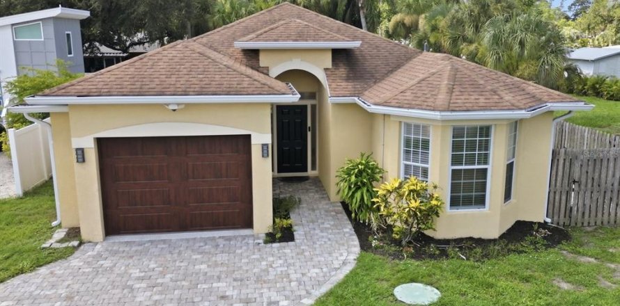 Casa en Sarasota, Florida 3 dormitorios, 120.03 m2 № 2310671