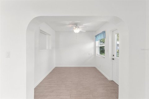 Condo in Bradenton, Florida, 2 bedrooms  № 2204249 - photo 10