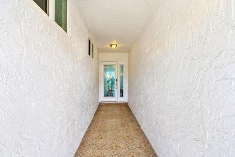 Condo in Bradenton, Florida, 2 bedrooms  № 2204249 - photo 3